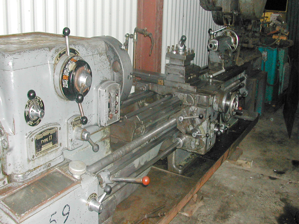 Tos SN 45 gap bed center lathe